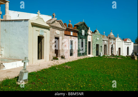 MARINE-FRIEDHOF IN BONIFACIO, KORSIKA, FRANKREICH Stockfoto