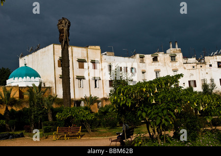 Schöne alte Gebäude in Casablanca Medina Altstadt. Stockfoto