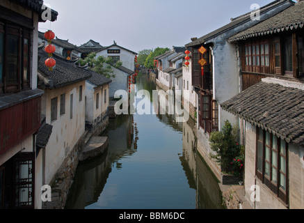 Nanshihe Kanal im alten Wasser Stadt Zhouzhuang Jiangsu China Stockfoto