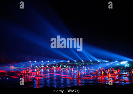 Theater show "Impression Sanjie Liu" von Regisseur Zhang Yimou in Yangshuo, Guangxi, China, Asien Stockfoto