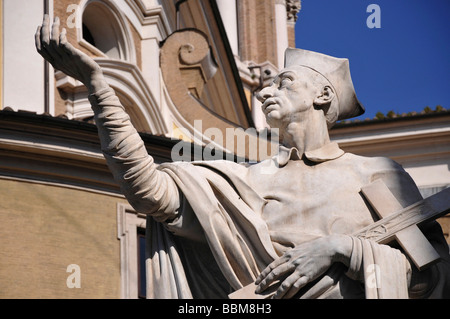 San Carlo Statue San Carlo al Corso Church, die Piazza Augusto Imperatore, Altstadt, Rom, Italien Stockfoto