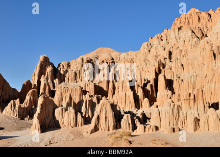 Sandstein-Felsformation im Cathedral Gorge State Park bei Pioche, Nevada, USA Stockfoto