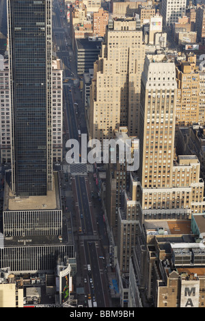 Straßenschlucht 34th Street vom Empire State Building, Manhattan, New York, USA Stockfoto