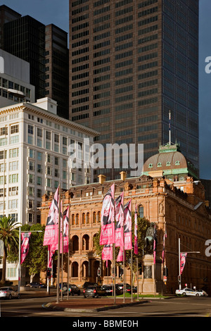 New South Wales in Australien. Kontrast von alten und modernen Gebäude in Sydney. Stockfoto