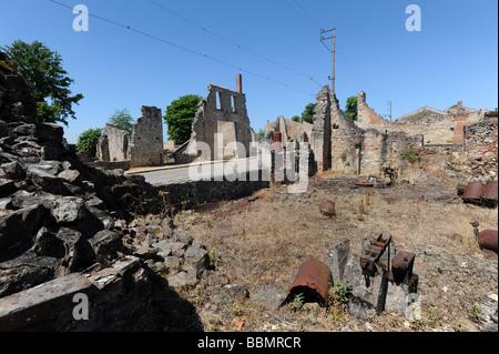 Oradour Sur Glane das Dorf in Frankreich, wo über 600 Männer, Frauen und Kinder durch die Nationalsozialisten im Juni 1944 ums Leben kamen Stockfoto