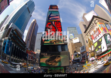 Pontiac ein General Motors-Marke wirbt für seine neuen G3-Auto auf einer Plakatwand am Times Square Stockfoto