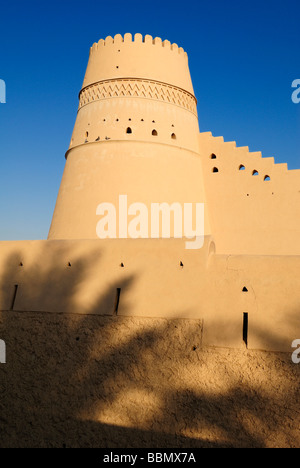 Historischen Adobe Festung Al Khandaq Fort oder Burg, Buraimi, Al Dhahirah Region, Sultanat Oman, Saudi-Arabien, Mittlerer Osten Stockfoto