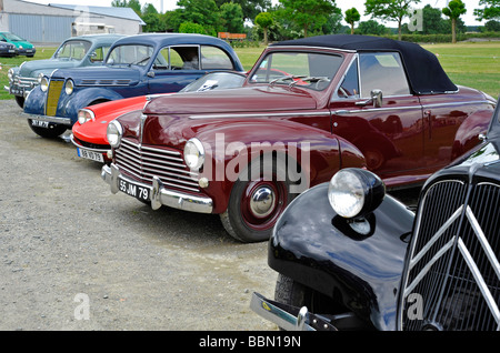 Klassische französische Auto lineup Stockfoto