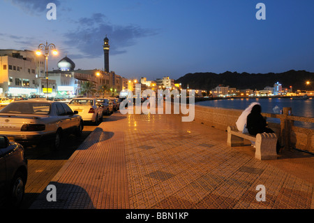 Corniche von Mutrah, Muscat, Sultanat von Oman, Saudi-Arabien, Naher Osten Stockfoto