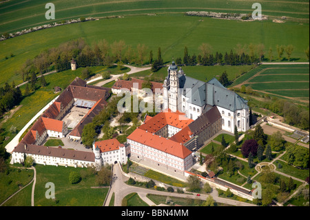 Luftbild des Klosters Neresheim, Baden-Württemberg, Deutschland, Europa Stockfoto