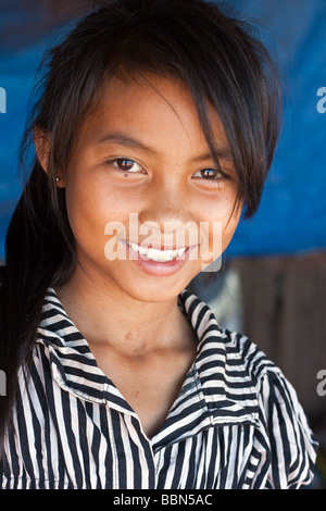 Porträt eines laotischen Mädchens aus Thakek in Laos. Stockfoto