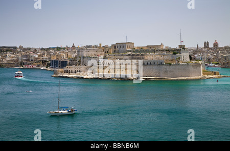 Blick über den Grand Harbour, Fort St. Angelo, Malta, EU. Stockfoto