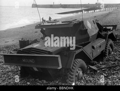 Veranstaltungen, Zweiter Weltkrieg/zweiter Weltkrieg, Frankreich, Dieppe, 19.8.1942, verlassener kanadischer gepanzerter pfadfinderwagen am Strand, Stockfoto