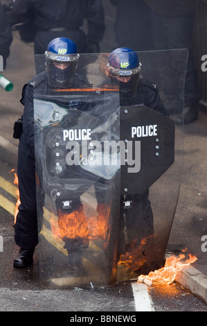 Londoner Polizei Offiziere in der Facharztausbildung an der Metropolitan Police Training Ärztehaus in Gravesend, Kent. Stockfoto