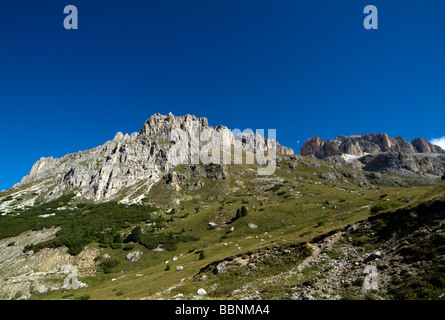 Geographie/Reisen, Italien, Trentino, Seilbahn zum Pordoijoch, Additional-Rights - Clearance-Info - Not-Available Stockfoto