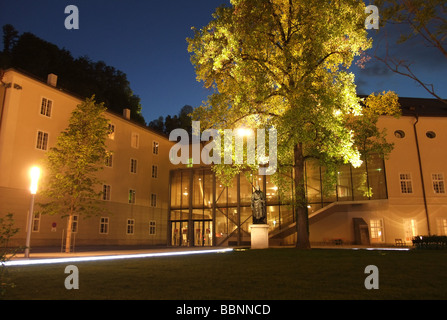 Geographie/Reisen, Österreich, Salzburg, Universitätsplatz, in der Nacht, Schuss, Schüsse,, Additional-Rights - Clearance-Info - Not-Available Stockfoto