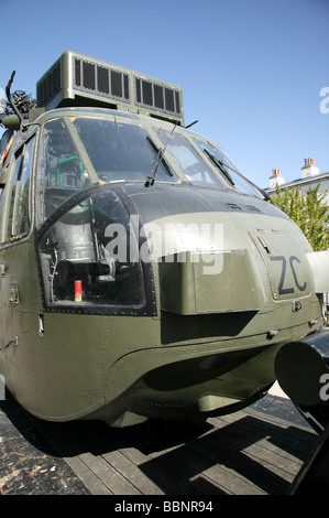 Nahaufnahme von einer Royal Navy Westland Sea King hat Mk 6 Helecopter auf statischer Anzeige an der Old Royal Naval College in Greenwich Stockfoto