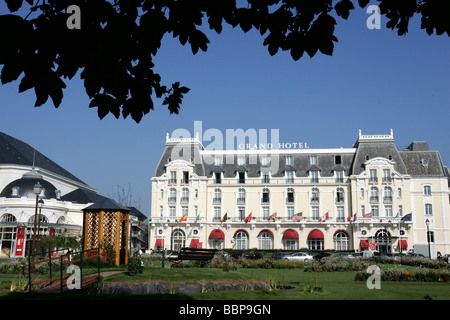 DAS GRAND HOTEL CABOURG, CALVADOS (14), NORMANDIE, FRANKREICH Stockfoto