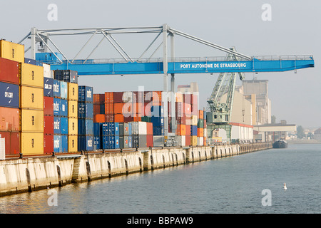 HAFEN VON STRAßBURG, STRAßBURG, BAS-RHIN (67), ELSASS, FRANKREICH Stockfoto