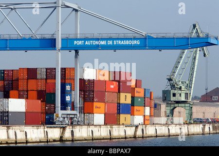HAFEN VON STRAßBURG, STRAßBURG, BAS-RHIN (67), ALSACE, FRANKREICH Stockfoto