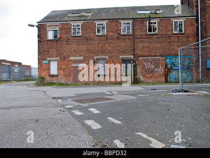 Verfallene Gebäuden in den alten dock-Bereich von Kingston nach Hull, Yorkshire Stockfoto