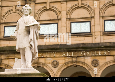 Die Statue des Künstlers William Etty (1787-1849) außerhalb Yorks City Art Gallery. Stockfoto