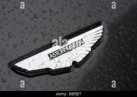Aston Martin V8 Vantage Abzeichen Stockfoto