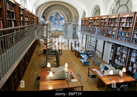 SPEZIALBIBLIOTHEK IM COLLEGE DE L'ESQUILE, FILME, KINO-BIBLIOTHEK, TOULOUSE, HAUTE-GARONNE (31), FRANKREICH Stockfoto