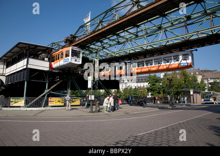 Wuppertaler Schwebebahn Suspension Eisenbahn Wuppertal Deutschland Stockfoto