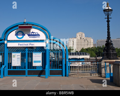 Festival Pier South Bank London UK Stockfoto