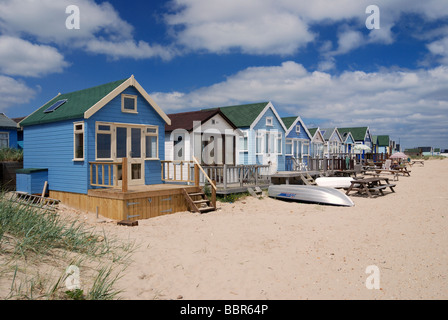 Eine Reihe von großen deluxe Strandhütten Stockfoto