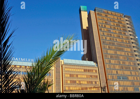 DAIMLER-CHRYSLER-GEBÄUDE VOM ARCHITEKTEN RENZO PIANO NAHE DEM POTSDAMER PLATZ, BERLIN, DEUTSCHLAND Stockfoto