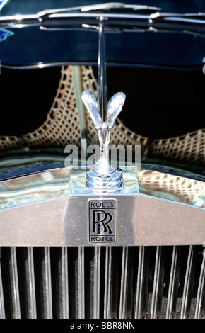 Rolls-Royce Abzeichen Maskottchen und grill Stockfoto