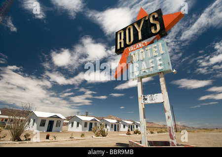 Roys Cafe und das Motel auf der historischen Route 66 in Amboy Kalifornien Stockfoto