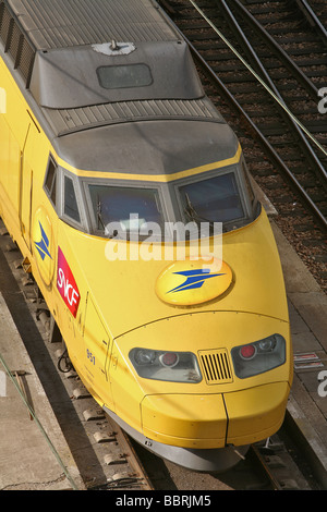 TGV, POST ZUG IN EIN RANGIERBAHNHOF, PARIS GARE DE LYON BAHNHOF, PARIS (75) Stockfoto