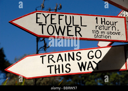 Zeichen der Driving Creek Railway und Töpfereien, Coromandel Town, New Zealand Stockfoto