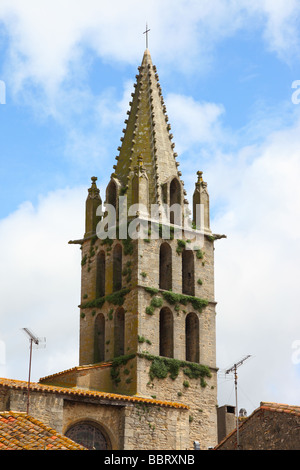 Kirchturm Pezens Languedoc-Roussillon Frankreich Stockfoto