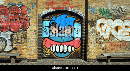 Graffiti in der Nähe von Regent es Canal, Hackney, London Stockfoto