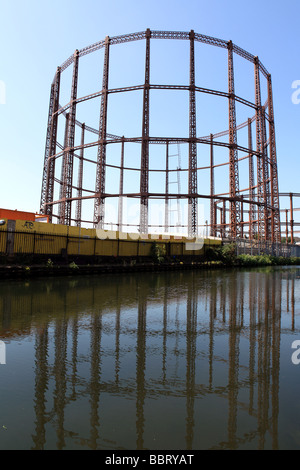 Gasometer in der Nähe von Broadway Market, Hackney Stockfoto