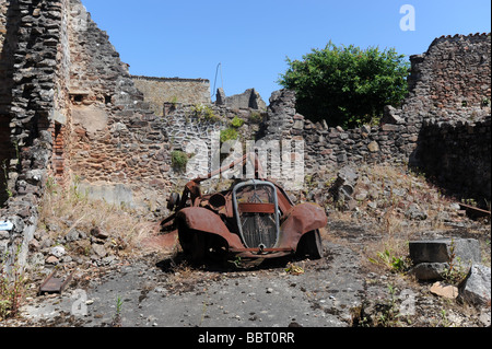 Oradour Sur Glane das Dorf in Frankreich, wo über 600 Männer, Frauen und Kinder durch die Nationalsozialisten im Juni 1944 ums Leben kamen Stockfoto