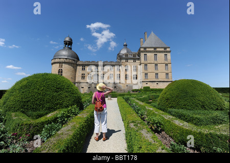 Topiary Garten am Schloss Hautefort in der Dordogne-Frankreich Stockfoto