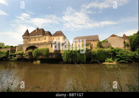 Chateau de Losse auf dem Fluss Vézère in der Dordogne-Frankreich Stockfoto