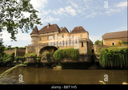 Chateau de Losse auf dem Fluss Vézère in der Dordogne-Frankreich Stockfoto