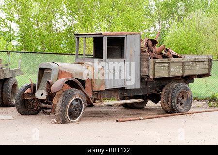 Alte militärische Fahrzeuge im Museum des zweiten Weltkrieges Fahrzeuge in Park Pobedy, "Victory Park", Moskau, Russland Stockfoto