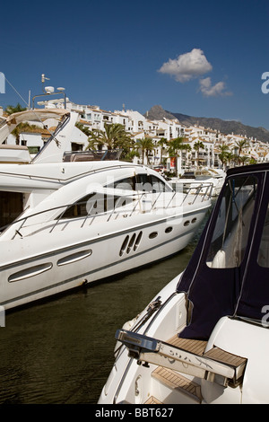 Jose Banus Marina in Marbella Malaga Sonnenküste Andalusien Spanien Stockfoto