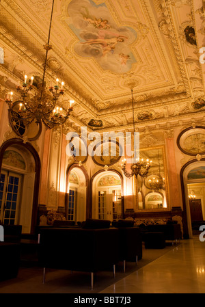 Salão Nobre, das architektonische Highlight jeder Besichtigung Estoi Palace, ein historisches Hotel Immobilien in der Algarve, Portugal Stockfoto