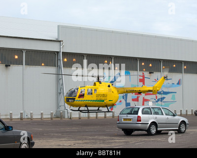 Hampshire und Isle Of Wight Air Ambulance ausziehen aus Calshot Aktivitäten Zentrum Hampshire UK Stockfoto