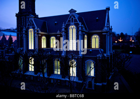 Gouda die berühmten Glasfenster des St. Johannes Kirche, wie in Madurodam repliziert Stockfoto