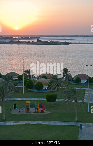 Dammam ein Garten im Bereich direkt am Meer Stockfoto