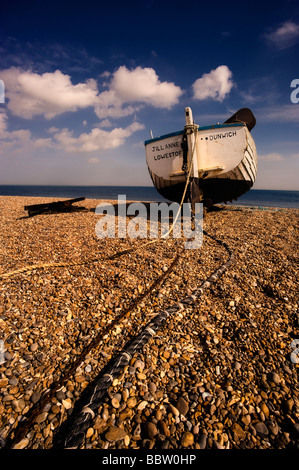 Angelboot/Fischerboot bei Dunwich Suffolk England UK Stockfoto